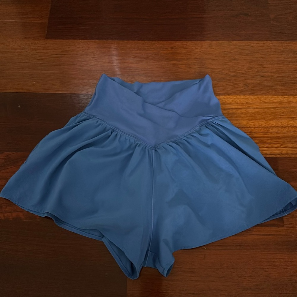 offline by aerie real me crossover flowy short